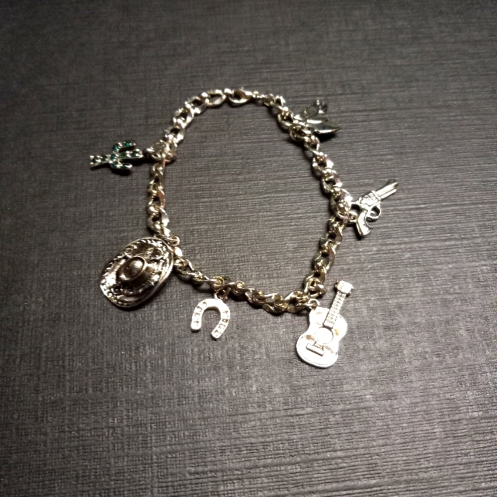 Silver tone Western Theme 6 Charm bracelet